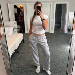 Aritzia Cozy Sweatfleece Mega Cargo™ Sweatpant – Size Small